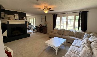 1720 CRESTVIEW St, Ashdown, AR 71822