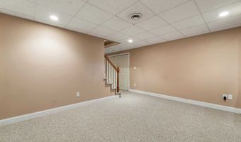 55 Dunlap Dr, Bedford, NH 03110