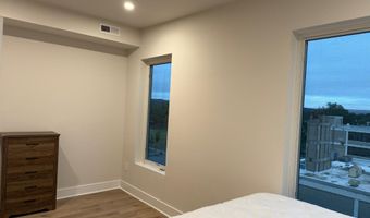 1915 BENNING Rd NE 3, Washington, DC 20002