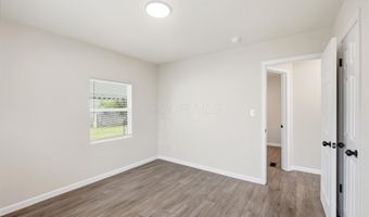 806 Josephine Ave, Columbus, OH 43204