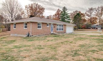 5230 Wick Way Dr, Alton, IL 62002