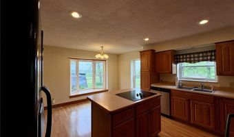 9621 Main St, Altenburg, MO 63732
