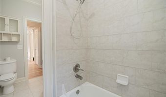 4012 Erin Dr, Alpharetta, GA 30022