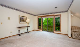 25047 W Palmer Ct, Antioch, IL 60002