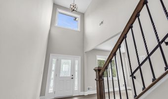 70 Seurat St, Barnegat, NJ 08005