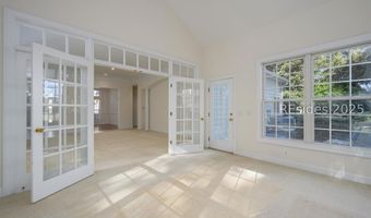 7 Crescent Cir, Bluffton, SC 29910