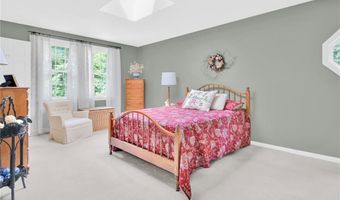 5605 Flat River Rd, Coventry, RI 02827