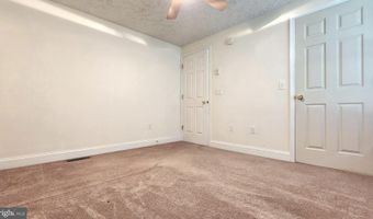 210 W HIGH St, Felton, DE 19943