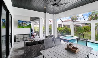 6104 LAGOMAR Ln, Apollo Beach, FL 33572