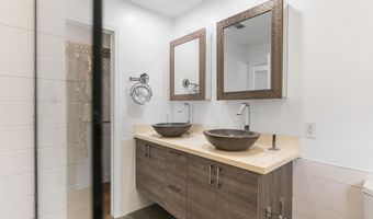 232 Kamahao Cir, Wailuku, HI 96793