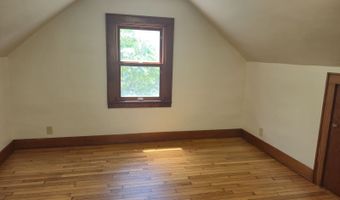 18 Avon Pl, Athens, OH 45701