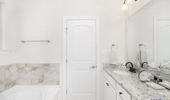 1436 Gardenia Ln, Baton Rouge, LA 70820