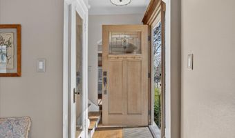 1732 Jackson Ave, Ann Arbor, MI 48103
