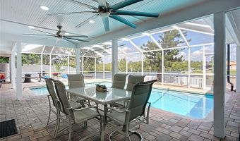 6531 SANTIAGO Ct, Apollo Beach, FL 33572
