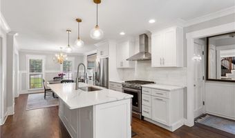 1726 Brookstone Way NW, Acworth, GA 30101