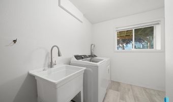 1000 E Maywood St, Brandon, SD 57005