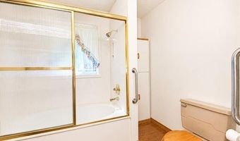 3260 Howard Rd, Beggs, OK 74421