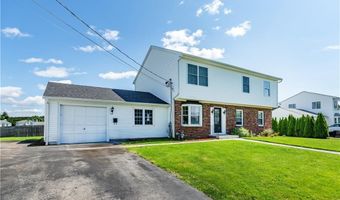 74 Brookhaven Dr, East Providence, RI 02914