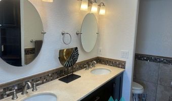 802 Fountain Dr, Carlsbad, NM 88220