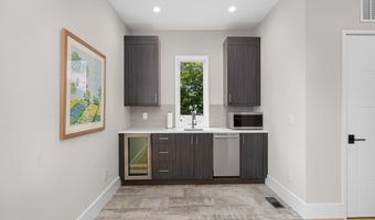 5624 SHERIER Pl NW, Washington, DC 20016