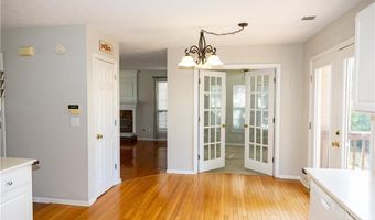 5079 Newpark Dr NW, Acworth, GA 30101