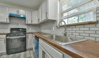 610 S 19th St, Chickasha, OK 73018