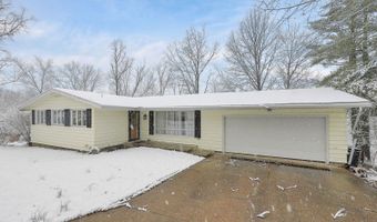 41 Briarwood Dr, Athens, OH 45701