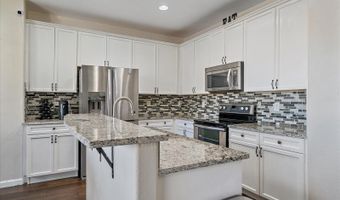 1392 S Duquesne Cir, Aurora, CO 80018