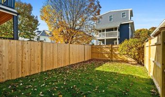 28 Foster St 28, Arlington, MA 02474