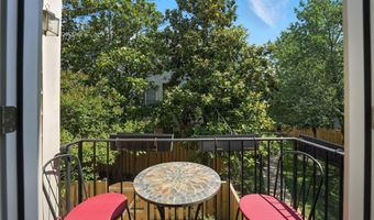 3911 COURTLAND Cir, Alexandria, VA 22305