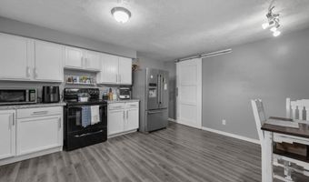 19419 Dawson St, Adelphi, OH 43101