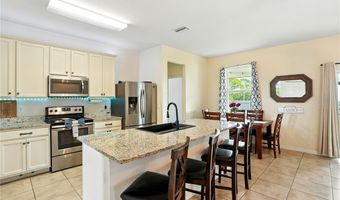 1823 NW 10th St, Cape Coral, FL 33993
