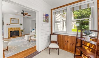 145 Bay Ave, Apalachicola, FL 32320