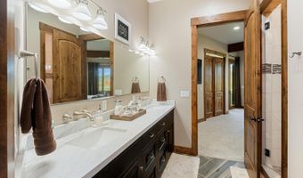 29 WHITE POINT Rd, Cora, WY 82925