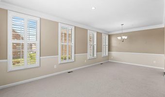 43117 SHORE Sq, Ashburn, VA 20148