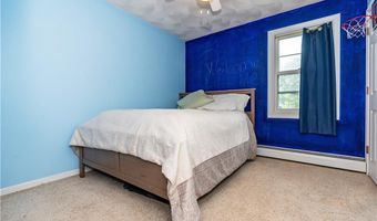 65 Jeri Lynn Cir, Warwick, RI 02886