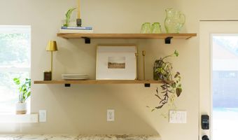 101 W College St, Ash Grove, MO 65604