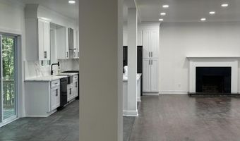58 Fish Hawk Dr, Middletown, NJ 07748
