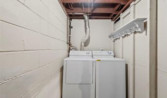 7220 Mackenzie Rd, Affton, MO 63123