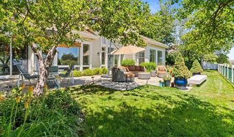 323 Genoa Springs Dr, Genoa, NV 89411