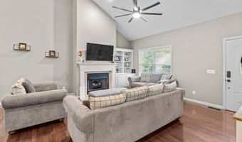104 Shadows Lawn Dr, Athens, TN 37303