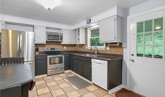 1498 Parkview Dr, Allison Park, PA 15101
