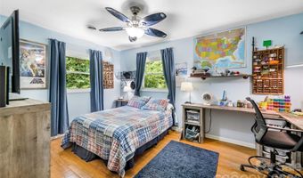 13 Rolling View Dr, Asheville, NC 28805