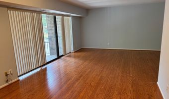 7905 DASSETT Ct 304, Annandale, VA 22003