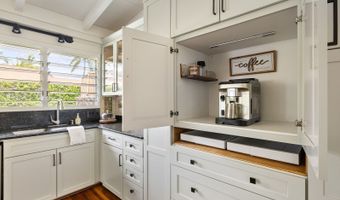 880 Akiu Pl, Kailua, HI 96734