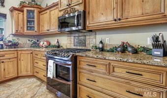 319 Clear Lake Ln, Buhl, ID 83316