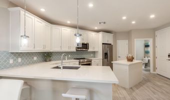 2511 W QUEEN CREEK Rd 147, Chandler, AZ 85248