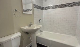 527 W Eastman St 1C, Arlington Heights, IL 60005