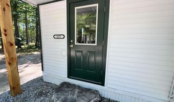 127 Merrymeeting Ln, Alton, NH 03809
