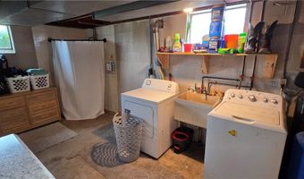 217 Camp Ground Rd, Addison, PA 15424